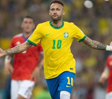 Sem Estêvão, Ancelotti envia pré-lista da Copa com Neymar e veteranos