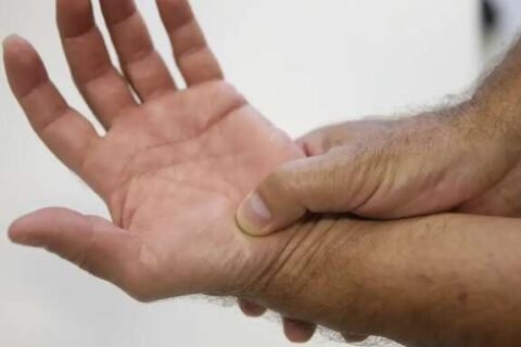 Mesmo com leis, pacientes com fibromialgia enfrentam entraves no acesso ao INSS