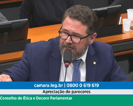 Conselho de Ética aprova suspensão de 2 meses para Pollon por motim na Câmara
