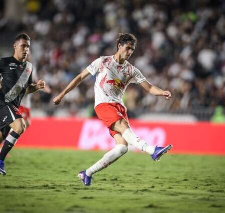 Bragantino domina Vasco em São Januário e entra na briga pelo G4