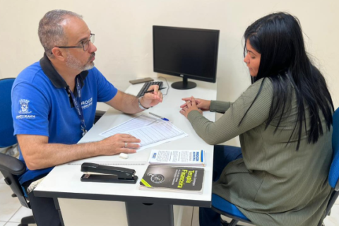Procon oferece atendimento gratuito para consumidores endividados