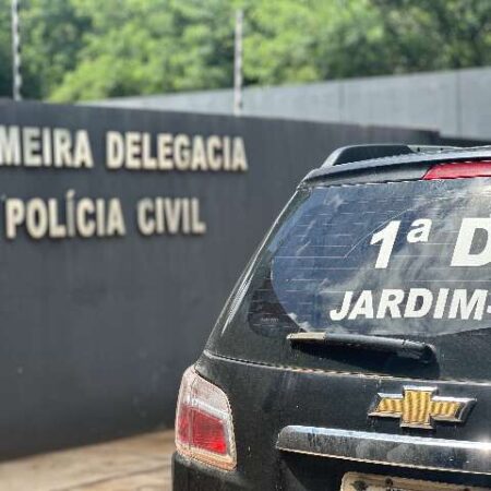 Estuprada desde os 7 anos, adolescente foge de casa e denuncia o padrasto