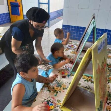 Prefeitura divulga mais uma lista de convocados para assistente de educação