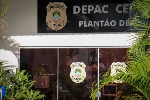 Homem é sequestrado e espancado após ser acusado de furto
