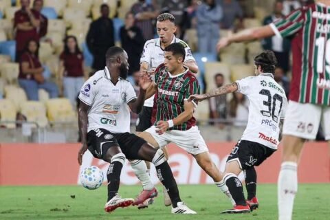 Cruzeiro elimina Goiás e Fluminense despacha Operário na Copa do Brasil
