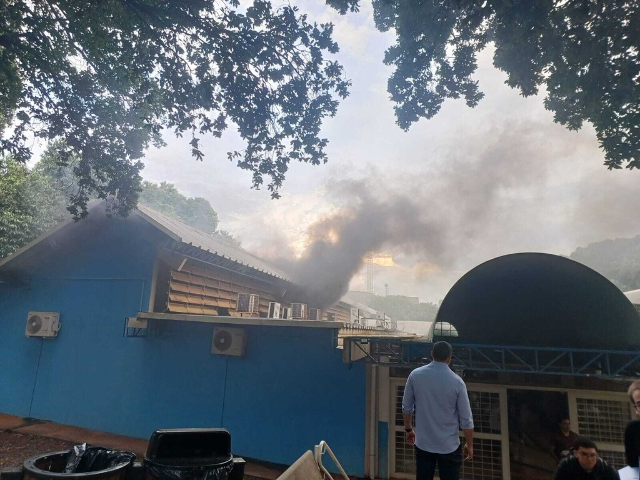 UFMS prevê obras até dezembro após incêndio na rede elétrica