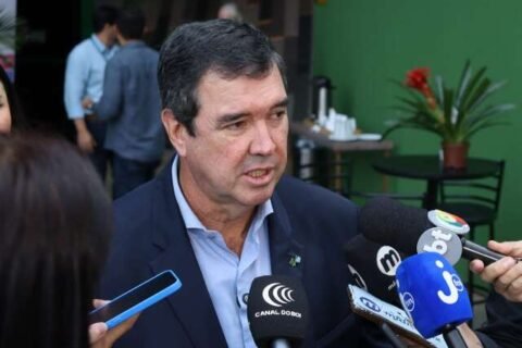 Riedel diz que ajustou pessoalmente LDO e evita revelar orçamento de 2027