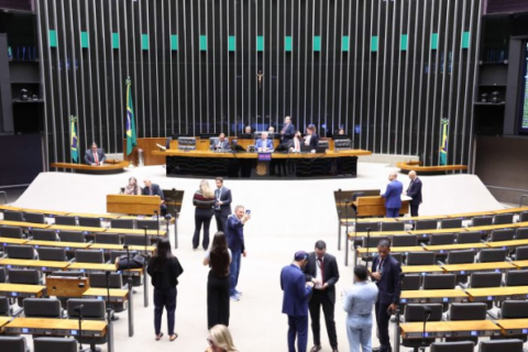 Bancada de MS se divide ao votar imunidade tributária para igrejas