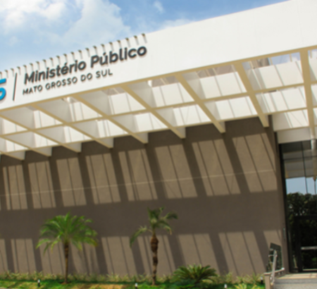 Com 1,3 mil inscritos, concurso para promotor aplica prova amanhã