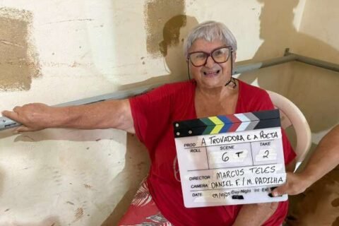 Aos 77 anos, Terezinha estreia em filme com “A Trovadora e a Poeta”