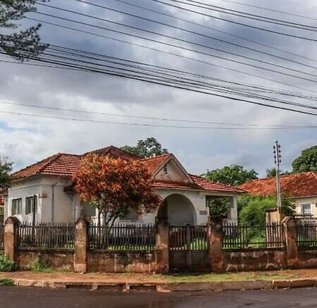 Casa histórica abandonada há anos entra em monitoramento do MP para recuperação