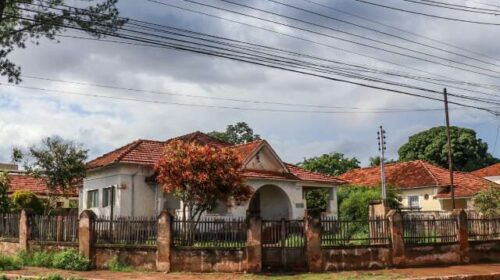 Casa histórica abandonada há anos entra em monitoramento do MP para recuperação