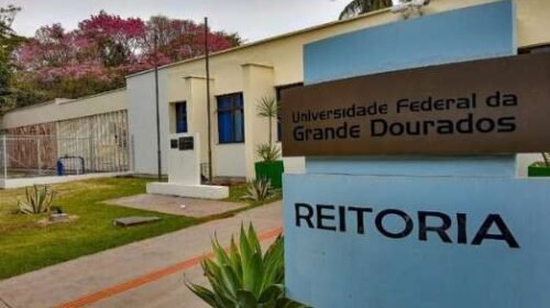 UFGD abre seleção para professores substitutos com salários de até R$ 8,3 mil