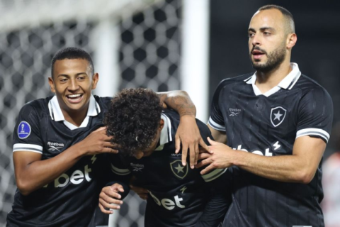 Botafogo goleia Petrolero e Grêmio segue vivo na Sul-Americana