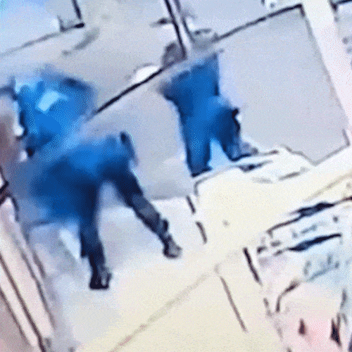 Juiz revoga prisão de PMs denunciados por torturar e matar rapaz em abordagem