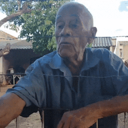 Calçada de idoso é destruída durante obra para futuro prédio no Jardim São Bento