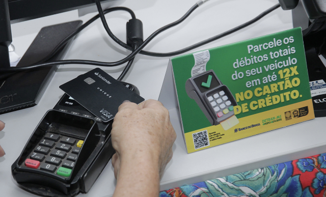 Motoristas de MS já podem parcelar CNH sem sair de casa