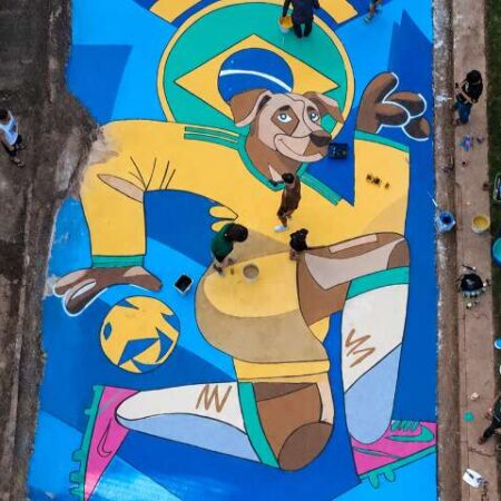 Vila Nasser resgata tradição das ruas pintadas com o “Caramelo da Copa”
