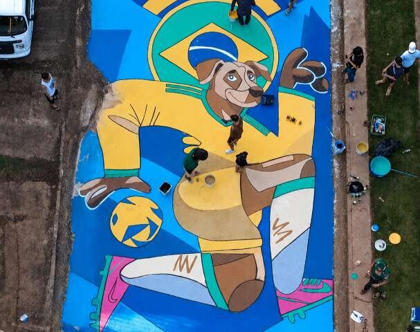 Vila Nasser resgata tradição das ruas pintadas com o “Caramelo da Copa”