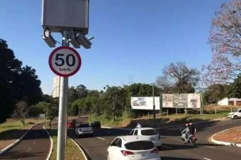 Órgãos escondem ruas onde motorista mais peca no trânsito