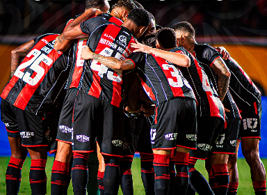 Vitória elimina Flamengo e Fortaleza segura empate para seguir na Copa do Brasil