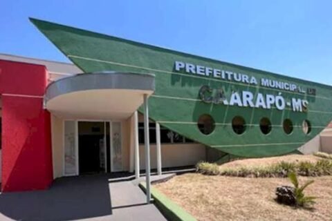 TCE barra terceirização de 169 profissionais de educação em licitação de R$ 8 mi