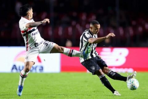 São Paulo cede empate ao Botafogo e Inter perde para o Vitória