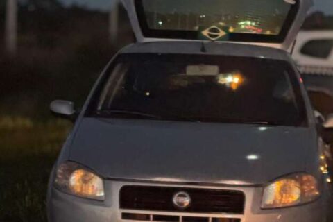 Policiais salvam técnica de necropsia encontrada desacordada em rodovia