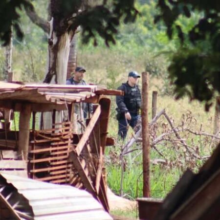 Caseiro desaparecido é encontrado morto dentro de saco em brejo