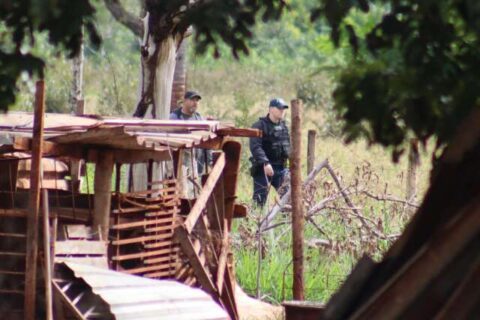 Caseiro desaparecido é encontrado morto dentro de saco em brejo