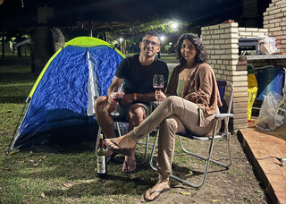 Do medo de acampar ao rapel, Bonito salvou rotina chata de casal Do medo de acampar ao rapel, Bonito salvou rotina chata de casal