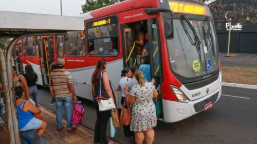 Comissão recomenda intervenção no transporte coletivo