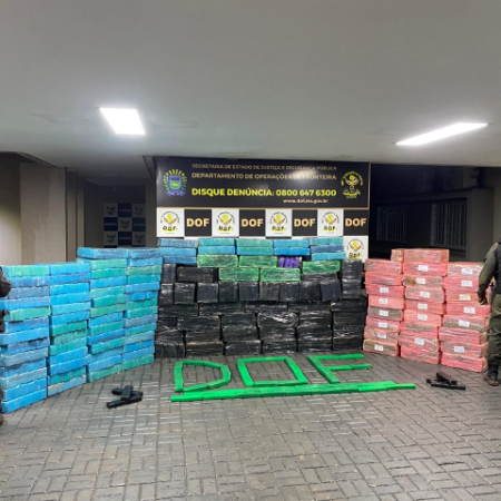 SUV furtada escondia 2 toneladas de maconha avaliadas em R$ 4 milhões
