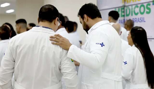 Recém-formados em Medicina só terão CRM se passarem no Enamed