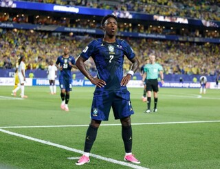 Reforços dos céus: Brasil entra em campo hoje sob a proteção de São João Reforços dos céus: Brasil entra em campo hoje sob a proteção de São João