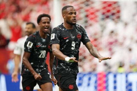 Canadá goleia Catar por 6 a 0 e conquista 1ª vitória em Copas
