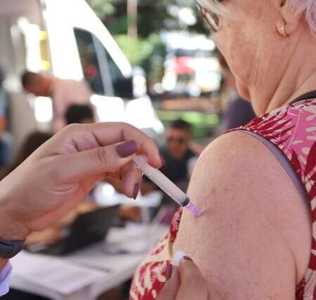 Sábado terá dois postos abertos na Capital para atender quem quer ser vacinado