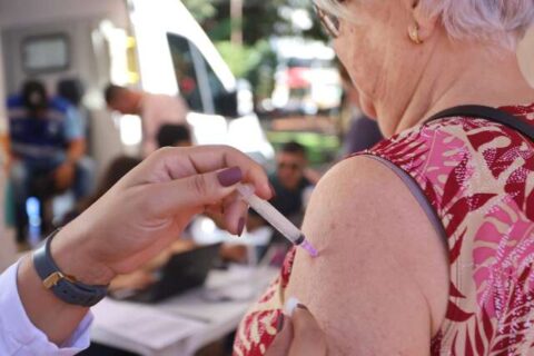 Sábado terá dois postos abertos na Capital para atender quem quer ser vacinado