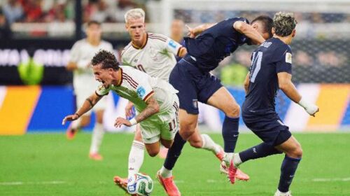 Espanha vence Uruguai, avança em 1º e elimina rival da Copa do Mundo