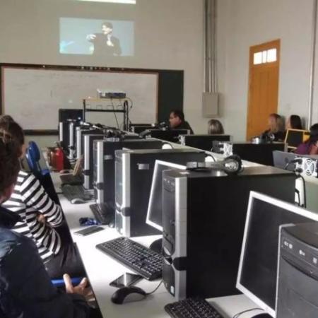 UFMS abre 140 vagas para licenciatura em computação em 4 cidades