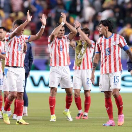 Com eliminação do Uruguai, Paraguai avança aos 16 avos da Copa