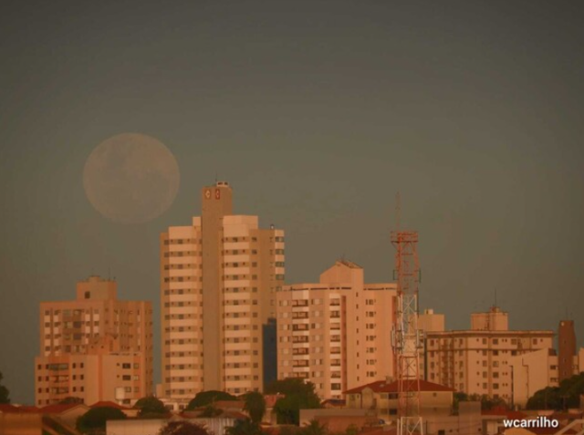 “Lua cheia de Morango” é promessa de beleza no céu na noite de 2ª feira