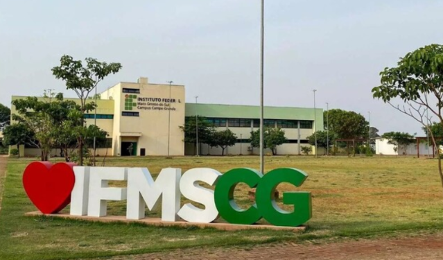 IFMS oferece cursos de inteligência artificial, drones e criação de aplicativos