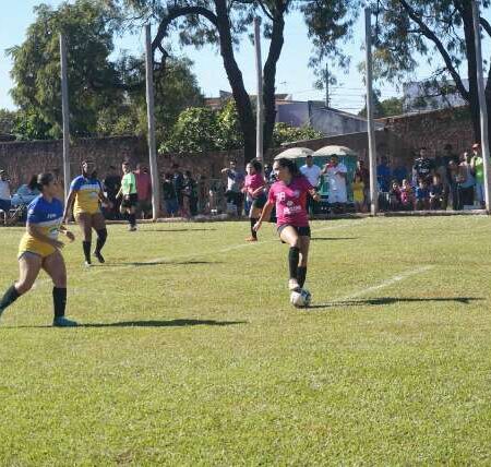 Copa Campo Grande de Futebol Feminino prorroga inscrições