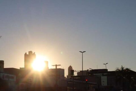 Sol volta a aparecer, mas domingo começa com 11°C em Campo Grande