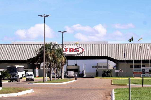 Falta do “Boi China” atrasa projeto da JBS para ampliar frigorífico em MS