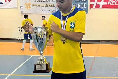 Sul-mato-grossense se destaca em título mundial do Brasil no futsal sub-17