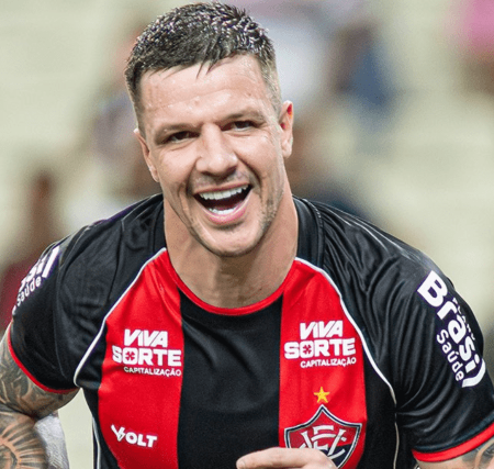Vitória vira sobre Fortaleza e abre vantagem na final da Copa do Nordeste