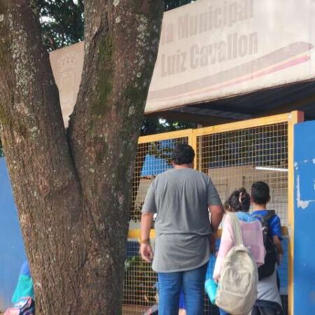 Furto de fiação em escola interrompe aula em 6 salas no Jardim Botafogo