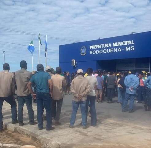 Produtores lotam auditório e impedem consulta para criação de refúgio no Salobra